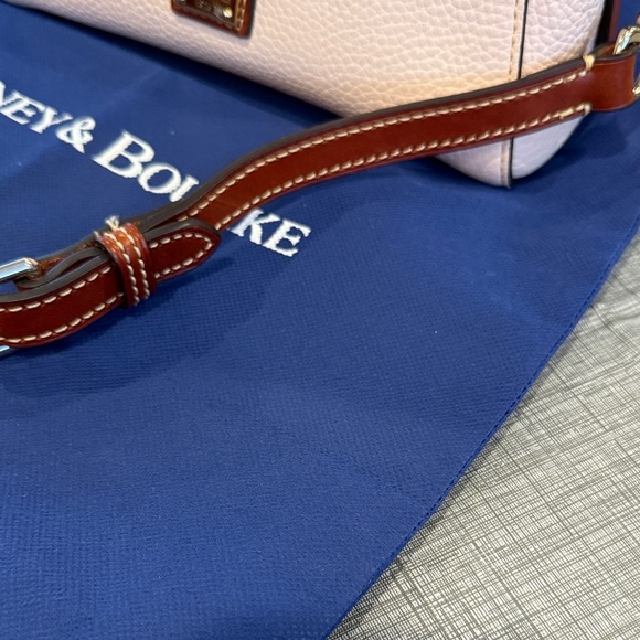 Dooney & Bourke Like new. Light Pink and Brown shoulder Bag - Picture 8 of 15